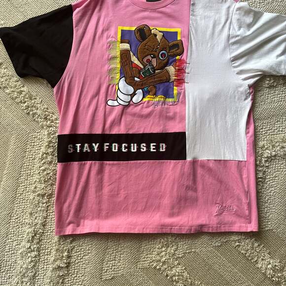 Makobi Stay Focused Bear Patch Graphic T-Shirt Pink/Black/White Size 3XL - Picture 1 of 1
